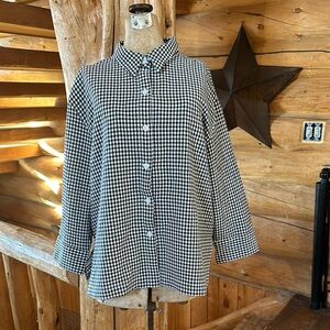 Black and White Gingham Button-Up Shirt